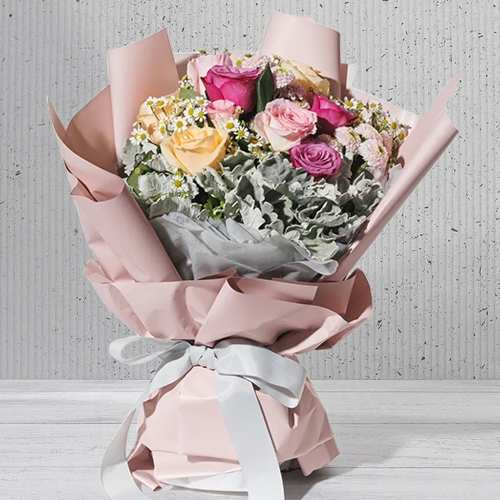 Romantic Mixed Rose Bouquet
