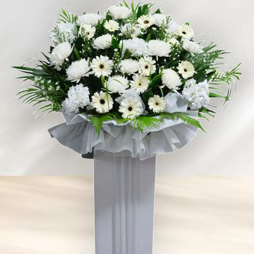 Pure Tribute Condolence Flower Wreath