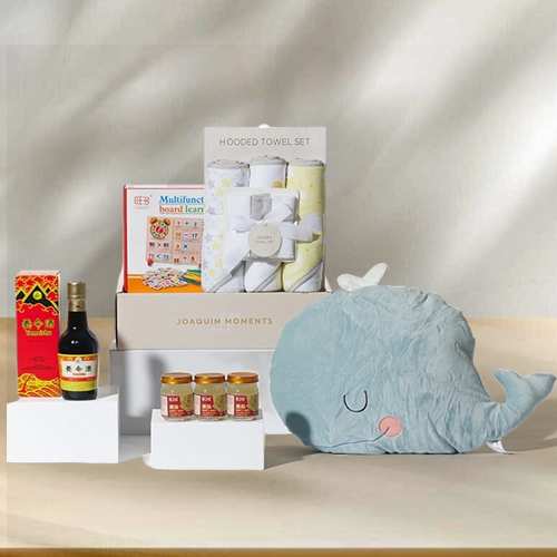 Charming Gesture For Newborn
