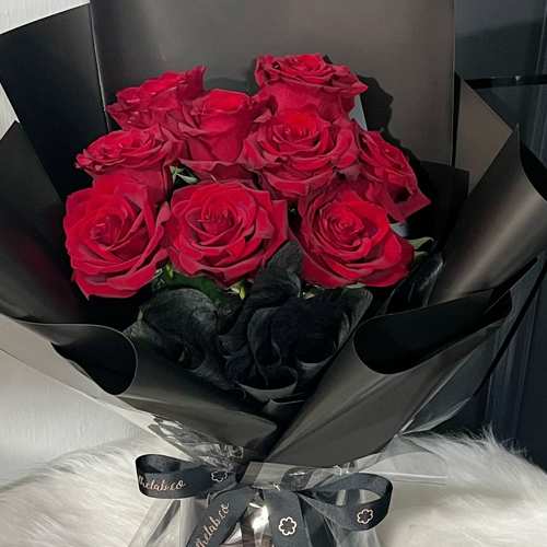 9 Stalk Red Rose Bouquet