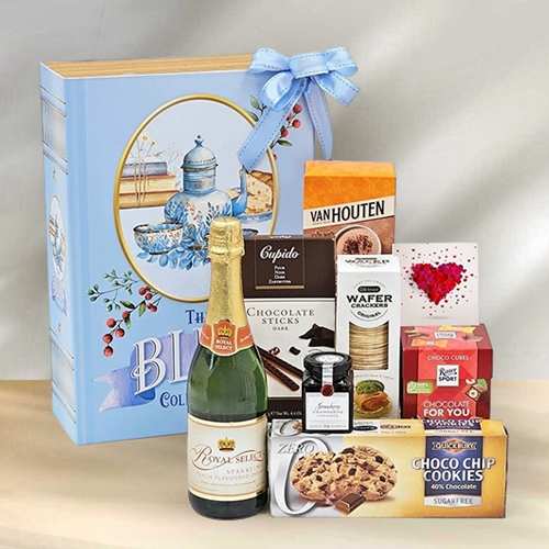 Gourmet Treats With Sparkling Juice