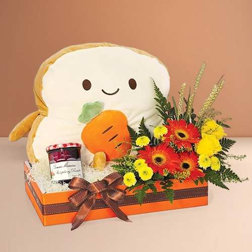 Plush Toy N Flowers Gift