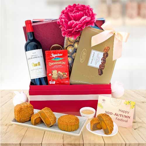 Mooncakes Wine N Chocolates